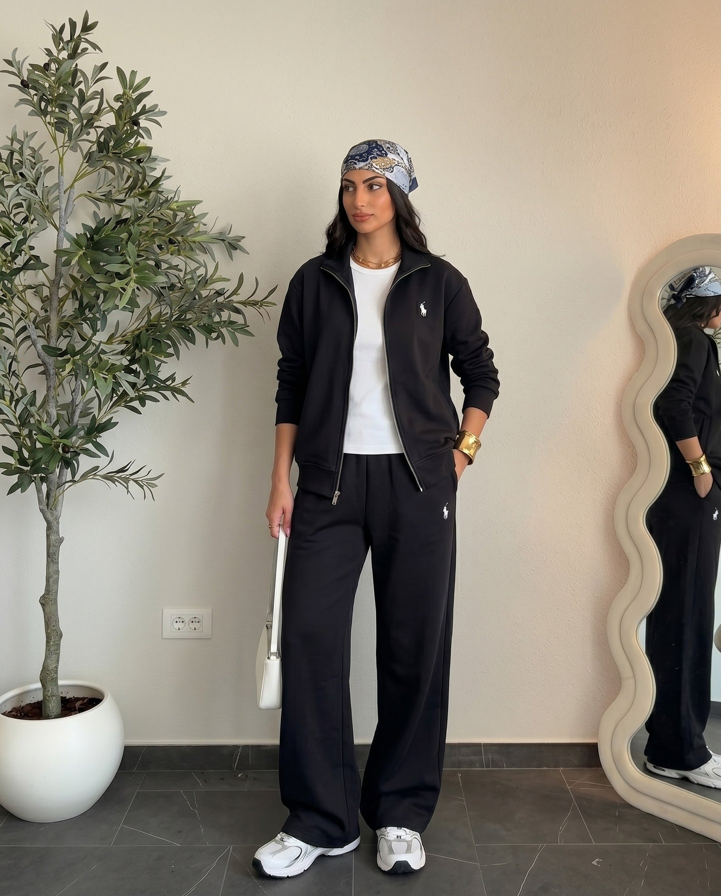 Polo Relaxed Fit Tracksuit | Black - ZAYA Jeans