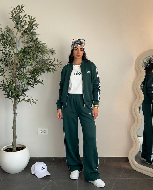 Alo Side Stripe Tracksuit | Forest Green - ZAYA Jeans