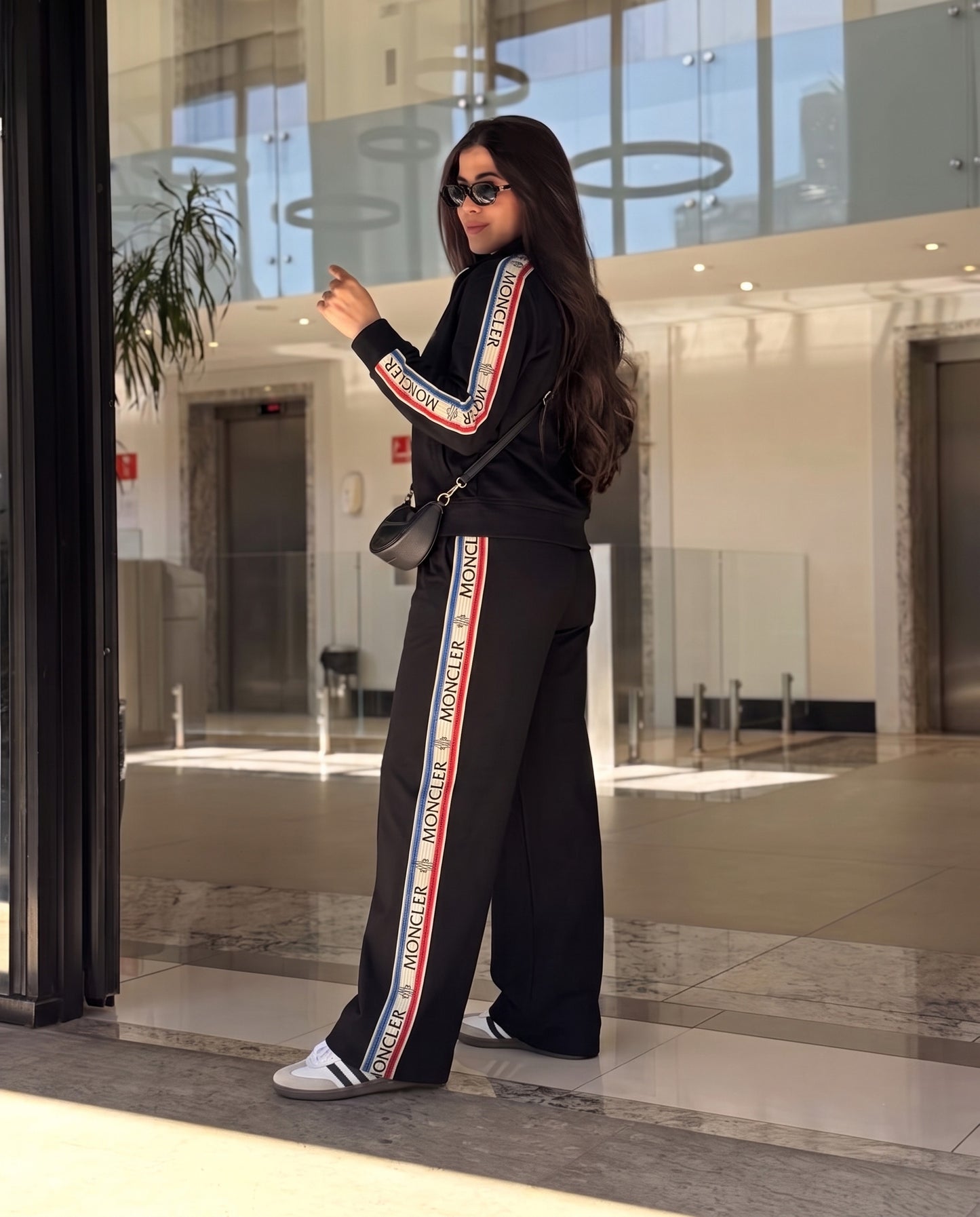 Moncler Tricolor Tape Wide-Leg Tracksuit | Black - ZAYA Jeans